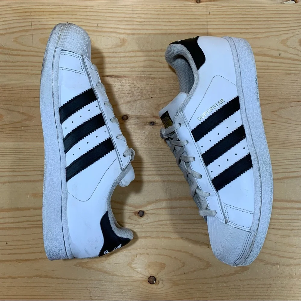AdIdas Superstar Sneakers Shoes # C77124 Men’s Size 7 Cloud White/Core Black